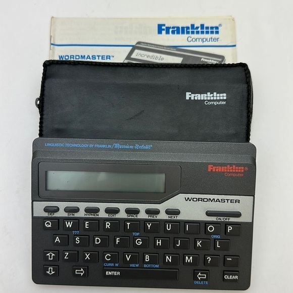 Vintage FRANKLIN WORDMASTER Deluxe Dictionary Merriam-Webster With Case - Picture 2 of 13
